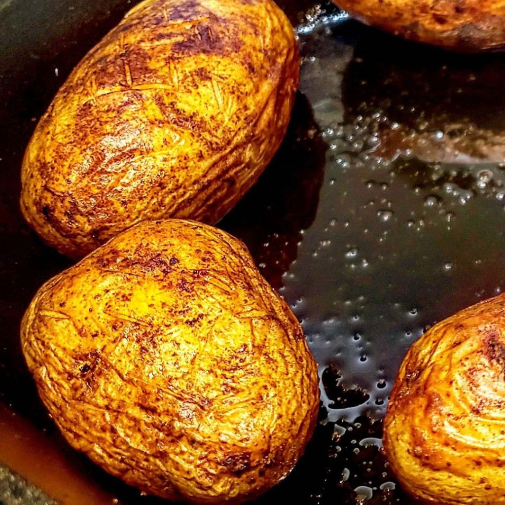 Crispy oven-baked potatoes